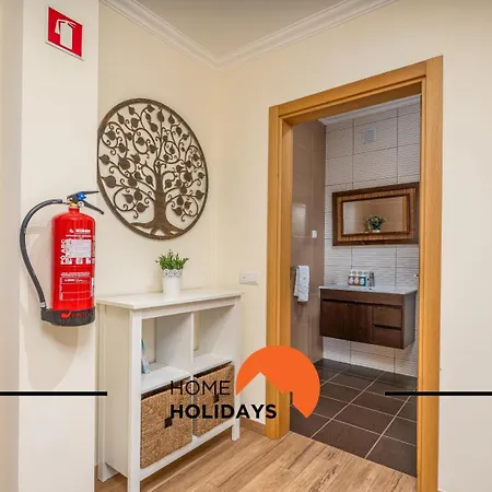 #010 Marina By Holidays Apartment