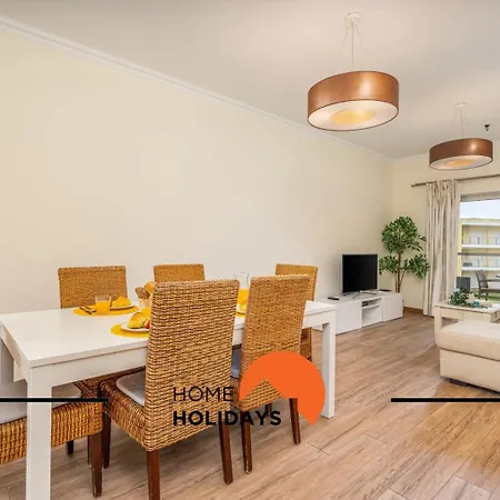 #010 Marina By Holidays Lägenhet