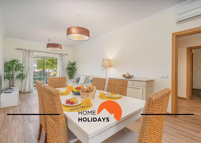 #010 Marina By Holidays *